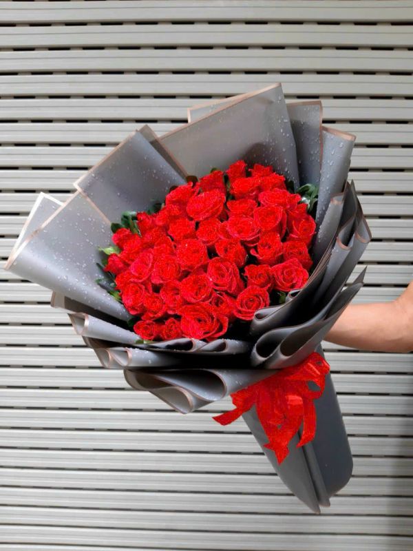 đặt hoa tươi ở hóc môn