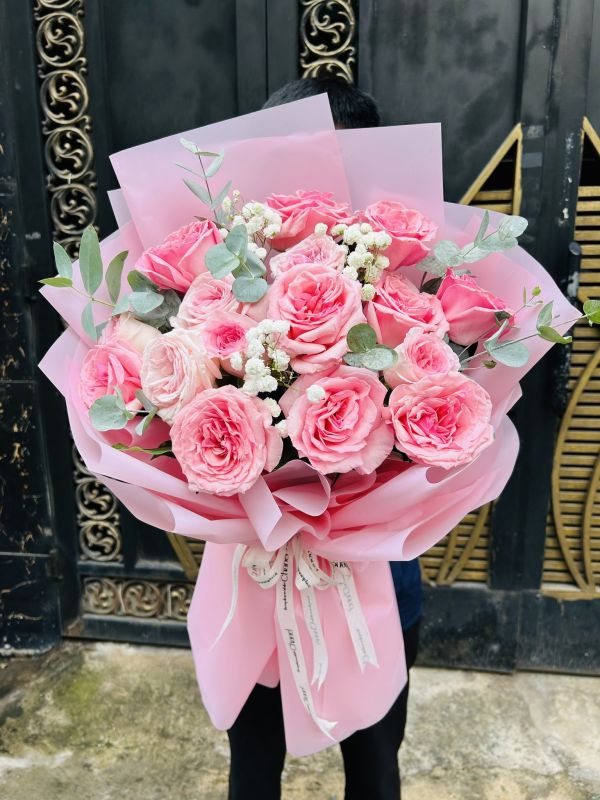 đặt bó hoa tươi đẹp