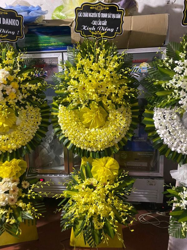 hoa chia buồn