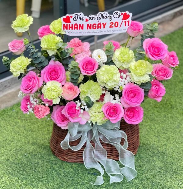 giỏ hoa chúc mừng 20/11