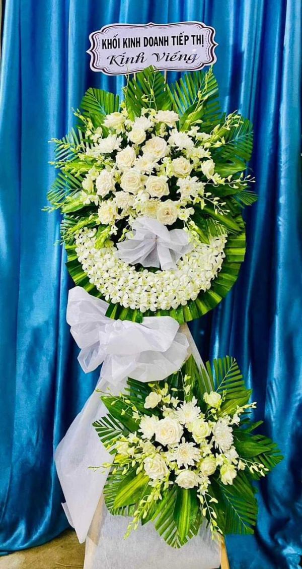 vòng hoa chia buồn