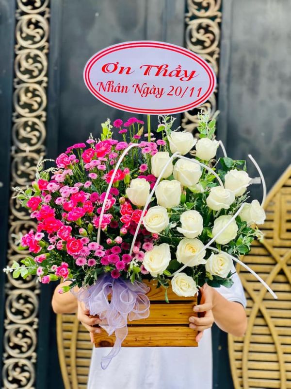 giỏ hoa chúc mừng