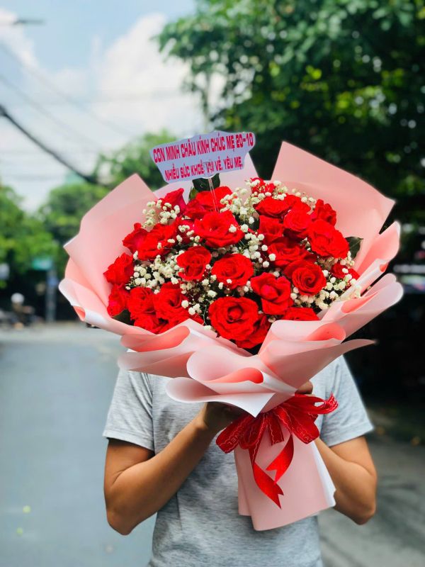 bó hoa chúc mừng