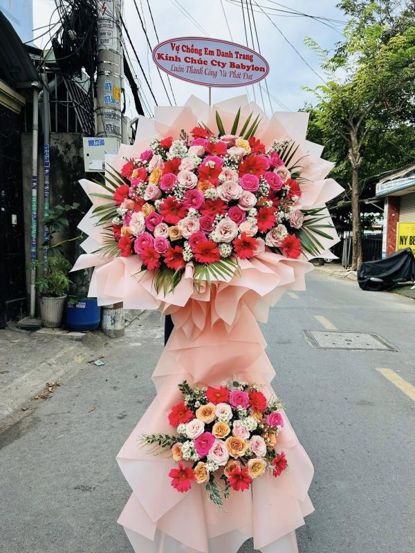 lẵng hoa chúc mừng
