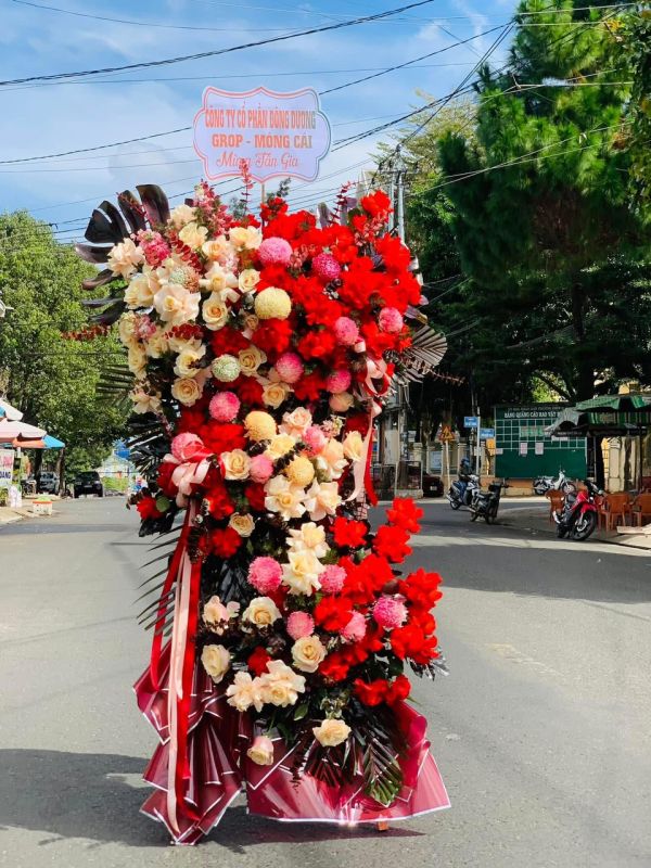 lẵng hoa chúc mừng