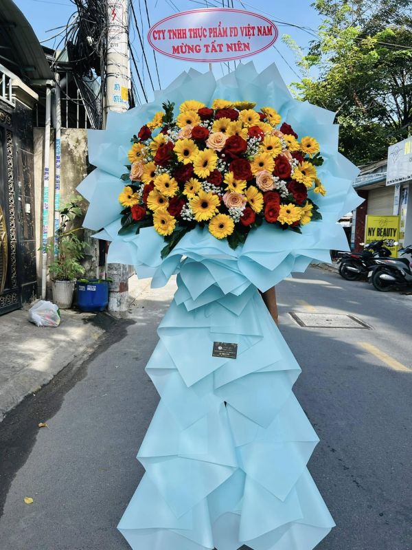 lẵng hoa chúc mừng