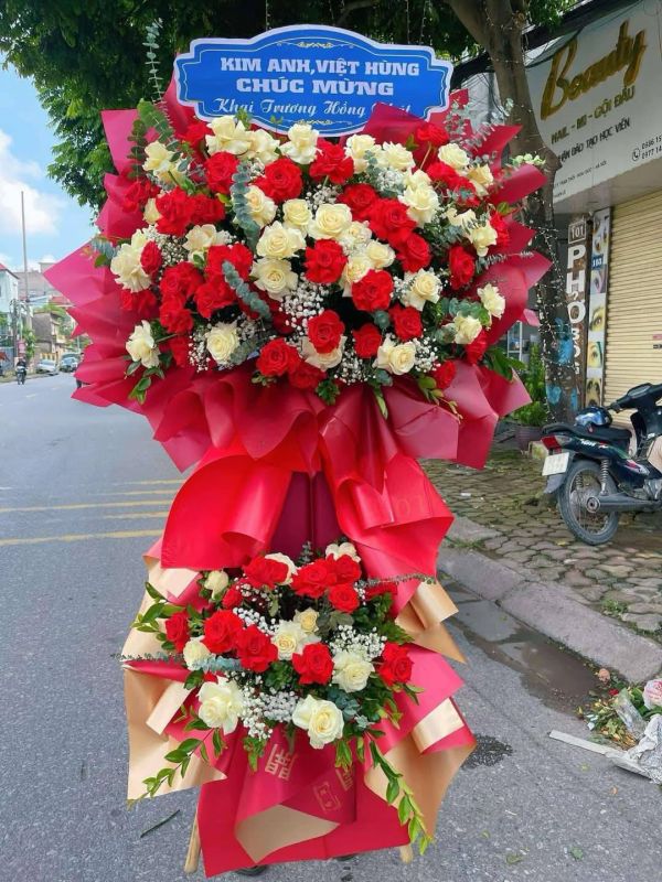 lẵng hoa chúc mừng