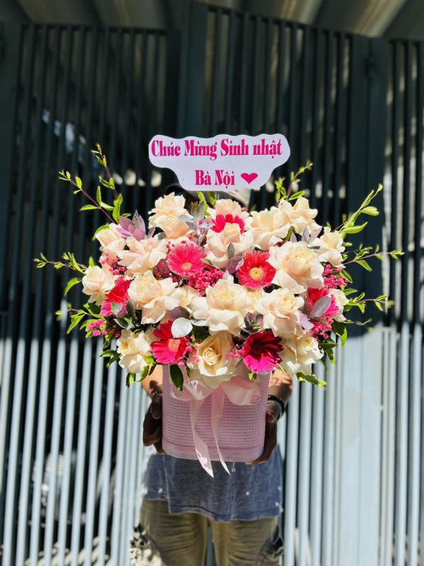 đặt hoa sinh nhật quận 11