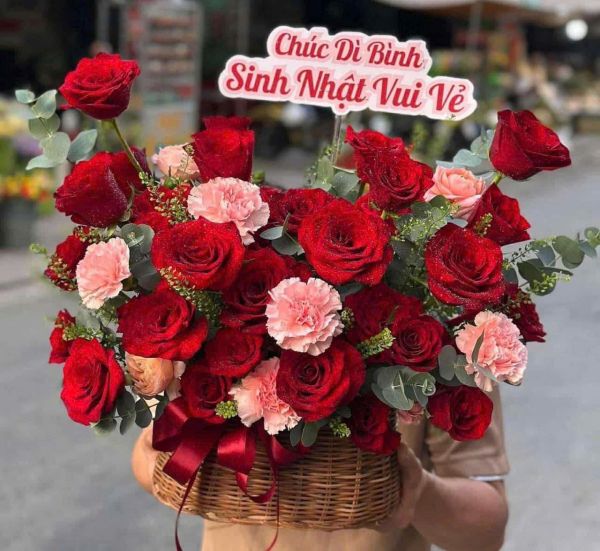giỏ hoa sinh nhật