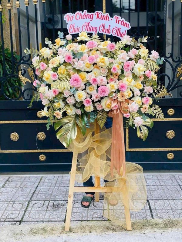 kệ hoa sinh nhật