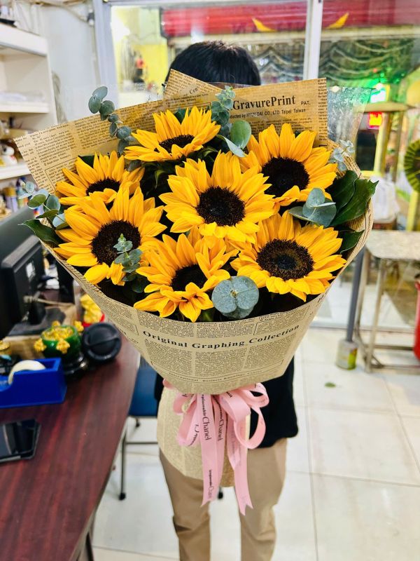 shop hoa tươi ở hóc môn
