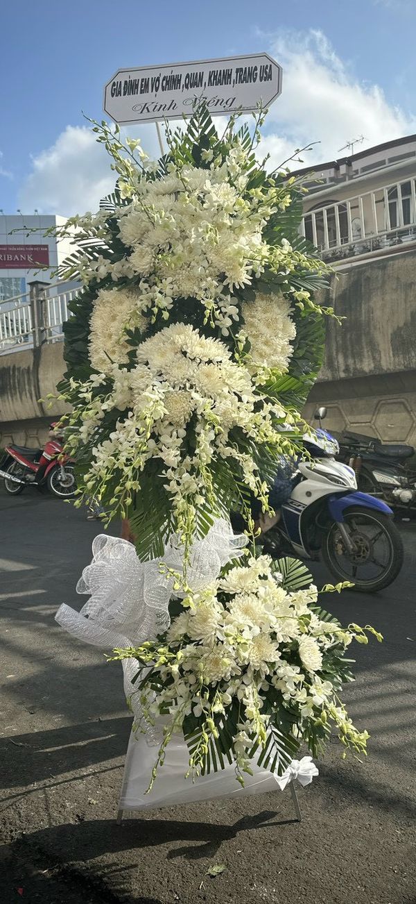 hoa chia buồn
