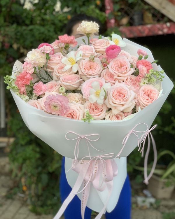 bó hoa tươi đẹp